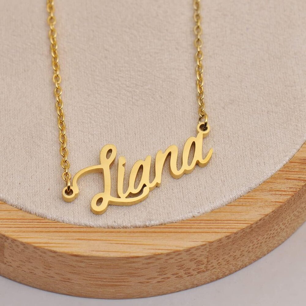 Personalized Name Necklace For Women Custom Initial Pendant Custom Name Jewelry View 2